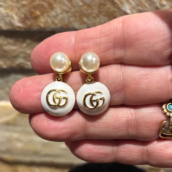 Gold and White GG Logo Pearl Earrings - Picture 2 of 4